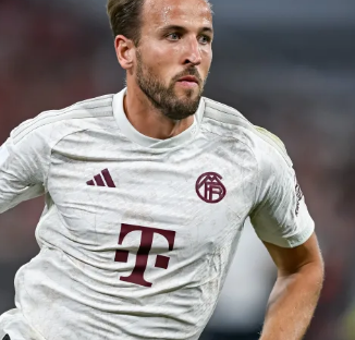 长传找背后 长传找背后