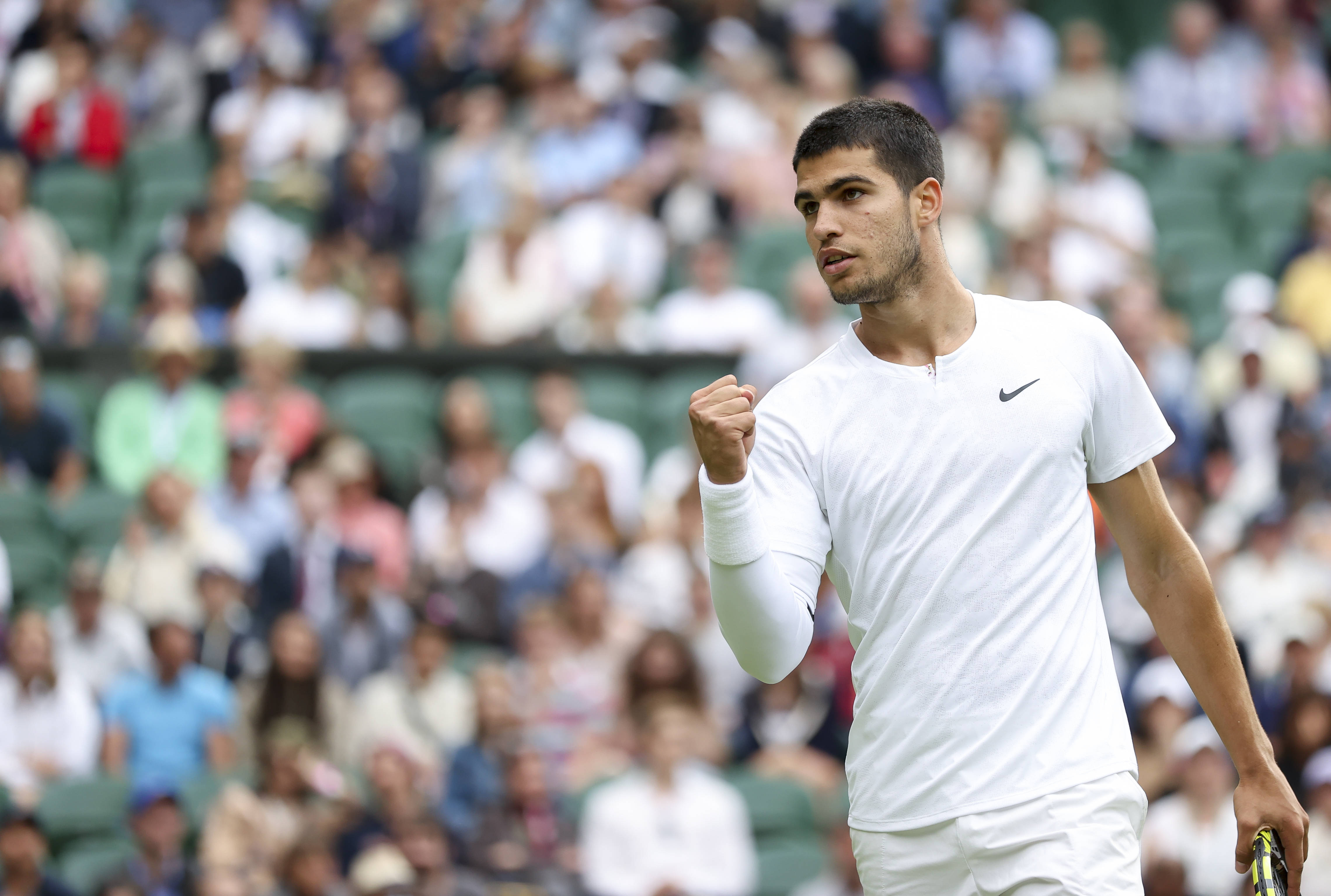 马刺多点分 马刺多点分