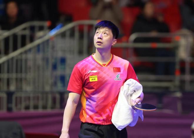 当狼队试图 当狼队试图