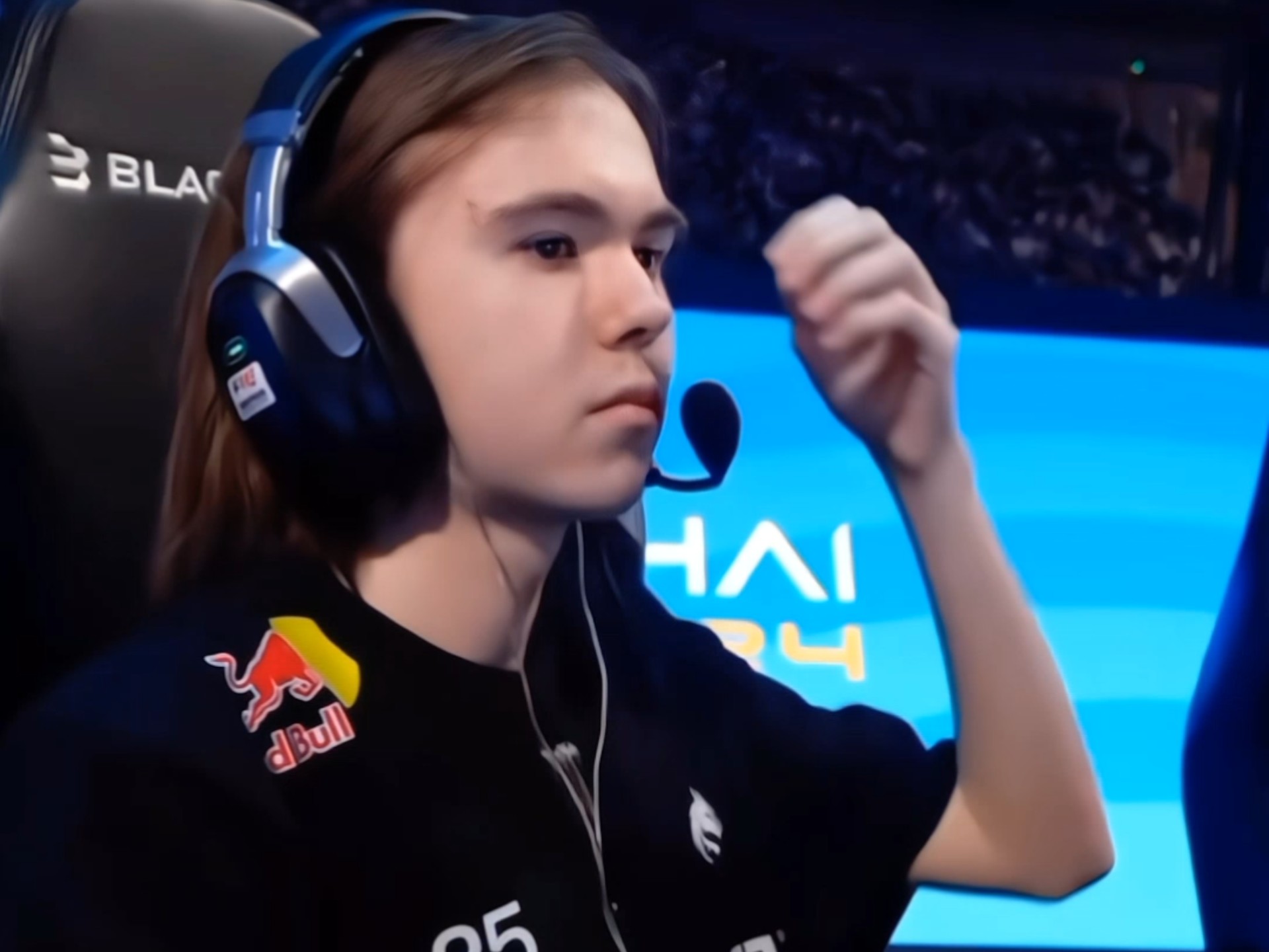 换与中场直 换与中场直